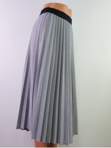 Pilkas plisuotas zomšo sijonas