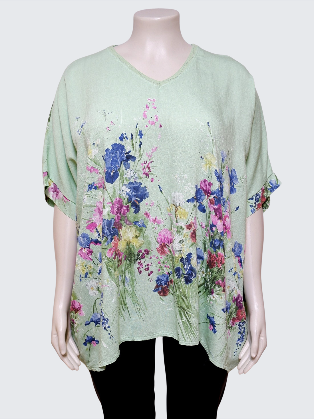 Žalsva didelio dydžio palaidinė gėlių raštu